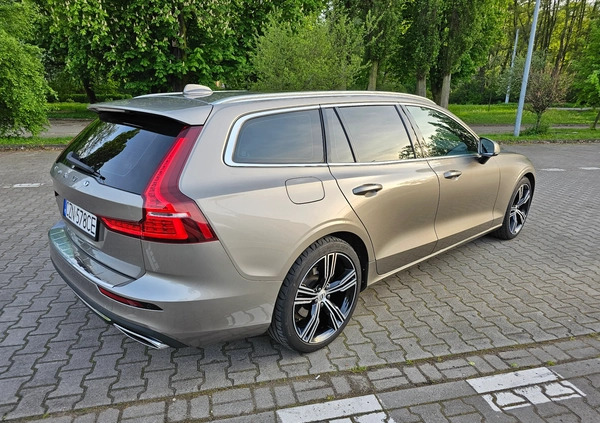 Volvo V60 cena 98500 przebieg: 164354, rok produkcji 2019 z Bydgoszcz małe 781